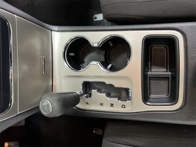 Thumbnail: 2013 Jeep Grand Cherokee - 29