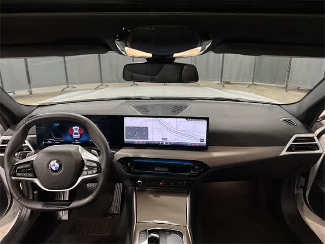 Thumbnail: 2025 BMW 3 Series - 21