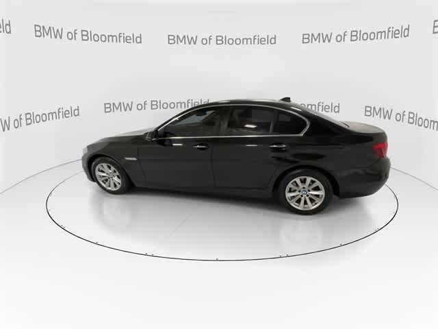 Thumbnail: 2016 BMW 5 Series - 5