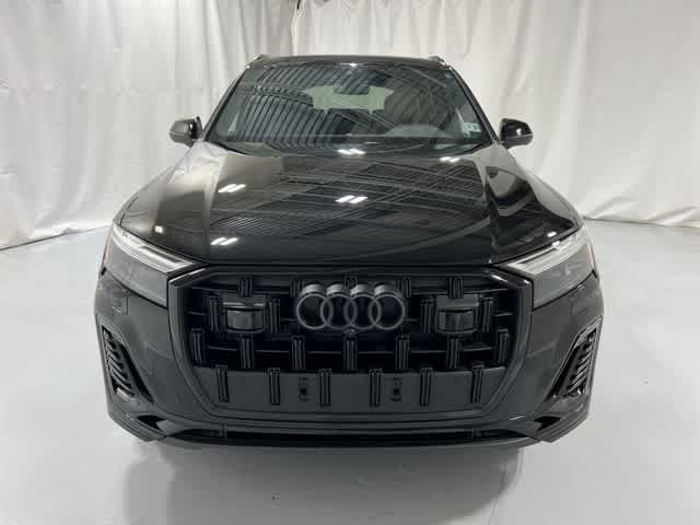 Thumbnail: 2025 Audi Q7 - 16