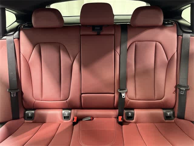 Thumbnail: 2023 BMW X4 - 22