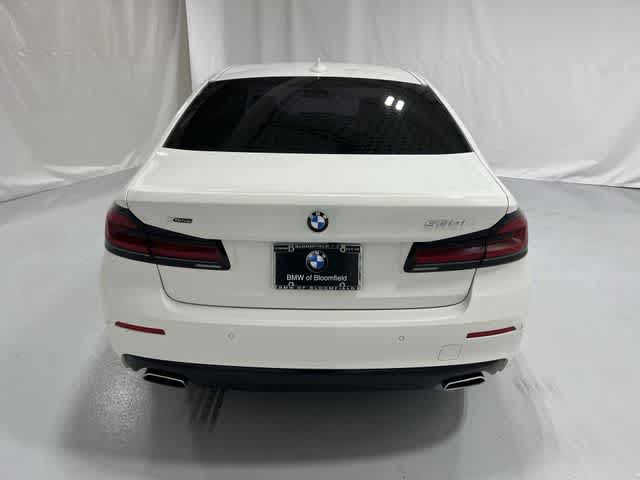 Thumbnail: 2023 BMW 5 Series - 13