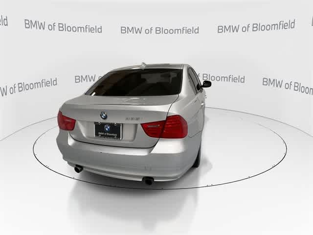Thumbnail: 2011 BMW 3 Series - 7