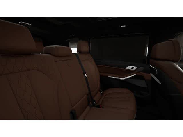 Thumbnail: 2026 BMW X7 - 12