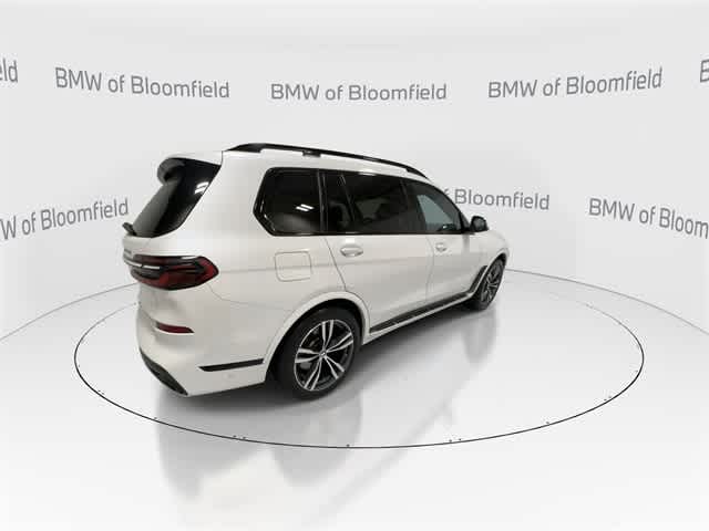 Thumbnail: 2023 BMW X7 - 8