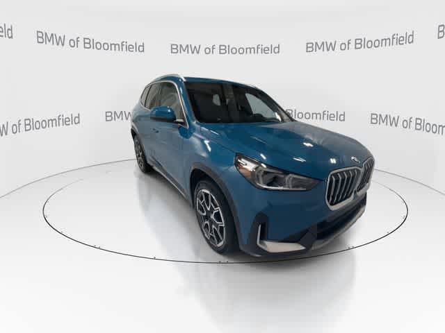 Thumbnail: 2025 BMW X1 - 2