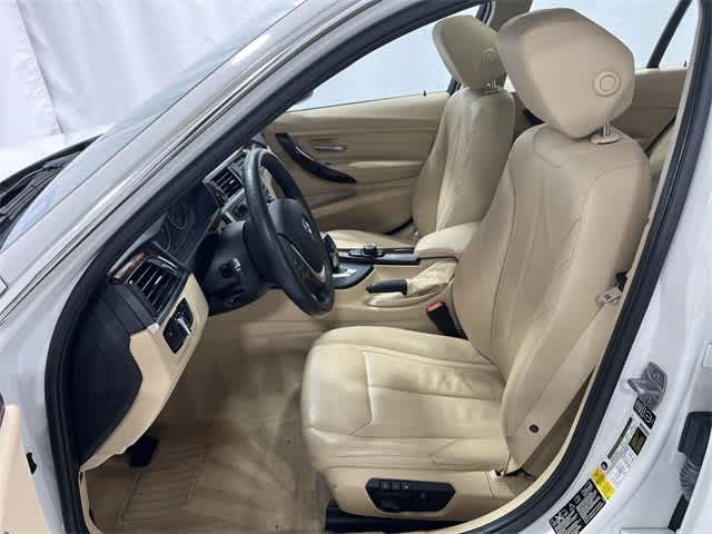 Thumbnail: 2014 BMW 3 Series - 21