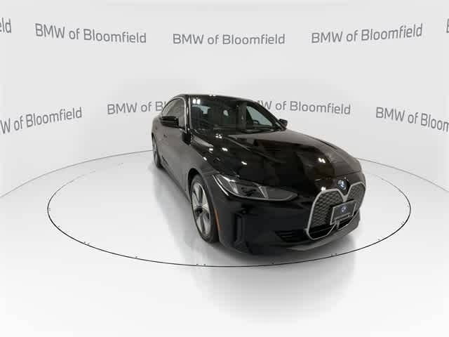 Thumbnail: 2025 BMW i4 - 2