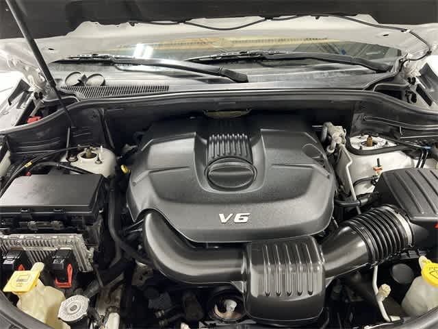 Thumbnail: 2015 Jeep Grand Cherokee - 20