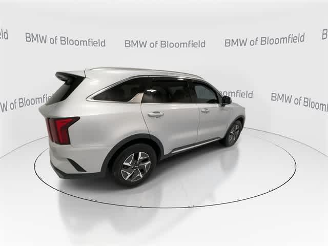 Thumbnail: 2021 Kia Sorento - 8