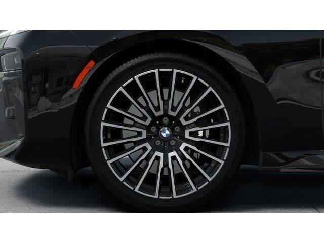 Thumbnail: 2026 BMW 7 Series - 7