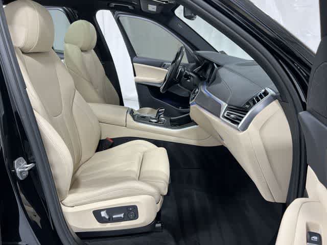 Thumbnail: 2022 BMW X5 - 26