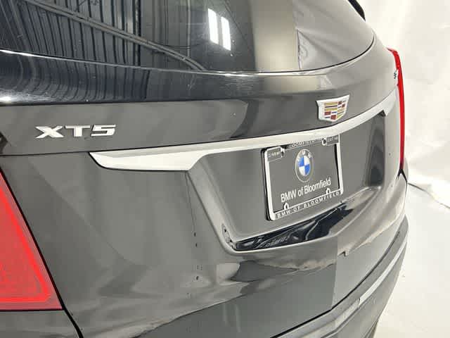 Thumbnail: 2019 Cadillac XT5 - 17