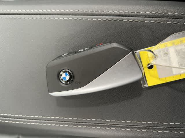 Thumbnail: 2025 BMW X1 - 33