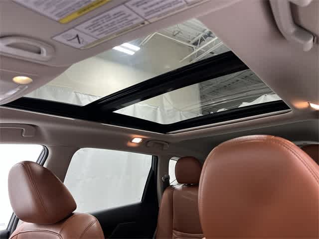 Thumbnail: 2017 Nissan Rogue - 23