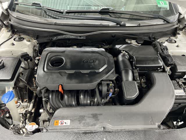 Thumbnail: 2017 Hyundai Sonata - 19