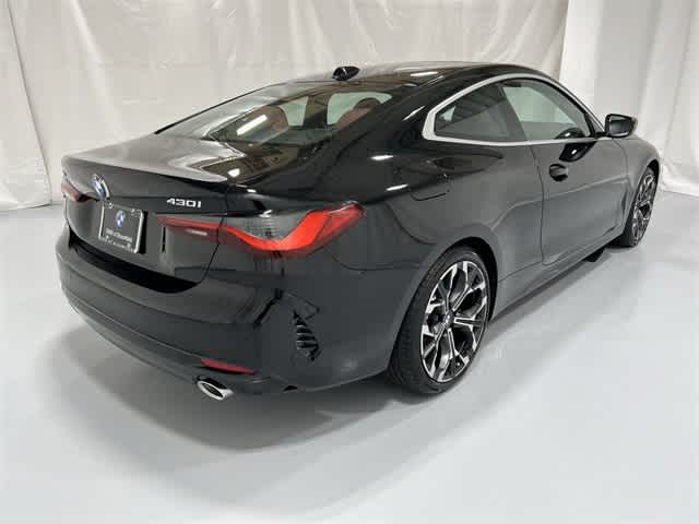 Thumbnail: 2025 BMW 4 Series - 14