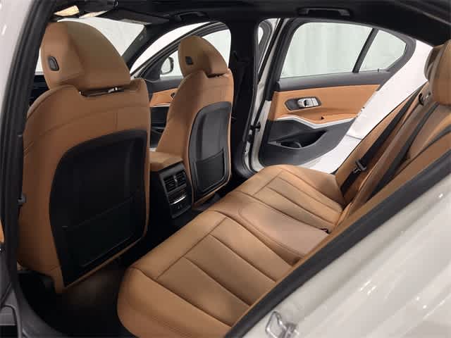 Thumbnail: 2023 BMW 3 Series - 24