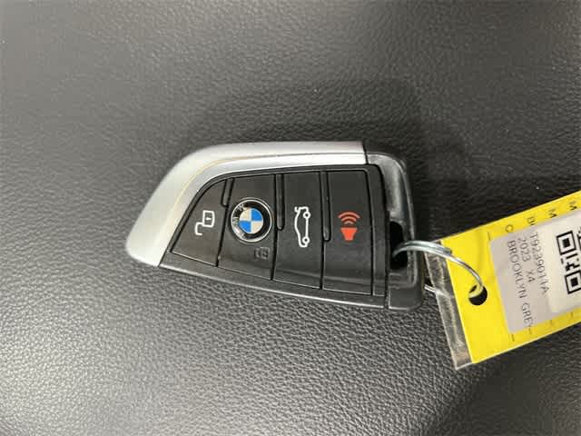 Thumbnail: 2023 BMW X4 - 33