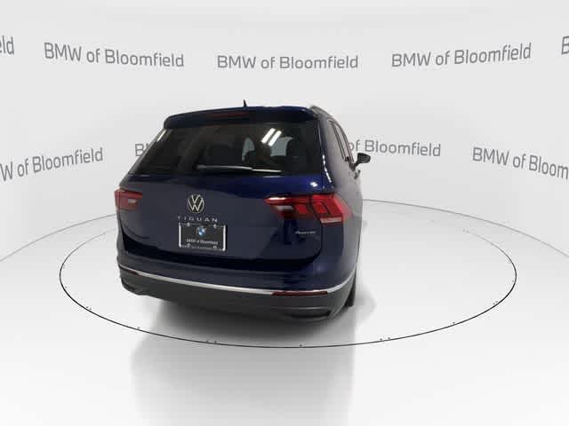 Thumbnail: 2022 Volkswagen Tiguan - 7