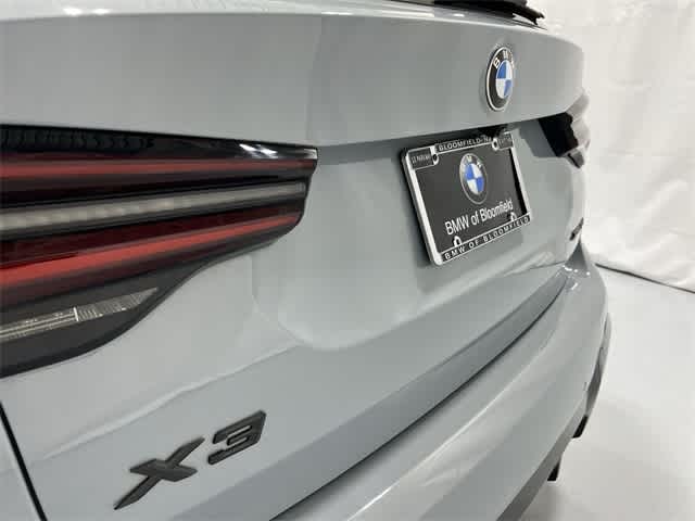 Thumbnail: 2023 BMW X3 - 17