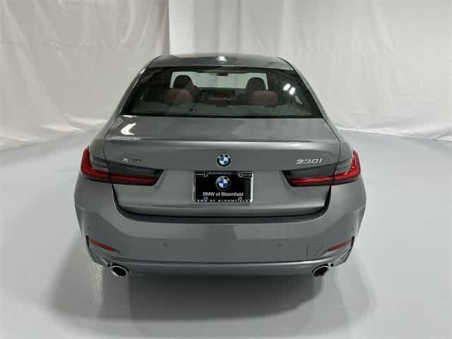 Thumbnail: 2024 BMW 3 Series - 13