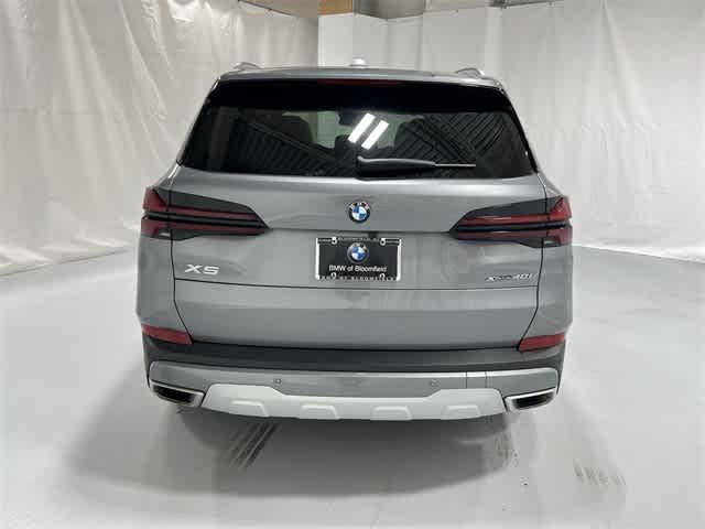 Thumbnail: 2025 BMW X5 - 13