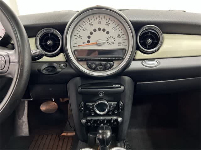 Thumbnail: 2013 MINI Cooper Hardtop - 28