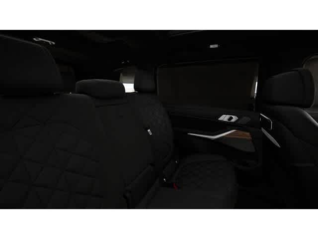 Thumbnail: 2026 BMW X7 - 12