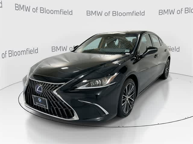 Thumbnail: 2022 Lexus ES - 1