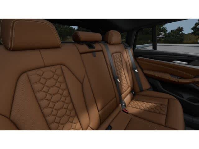 Thumbnail: 2025 BMW X4 - 12