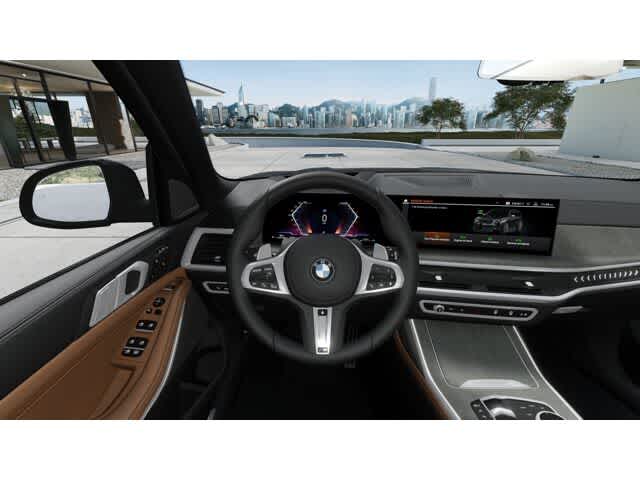 Thumbnail: 2026 BMW X7 - 13