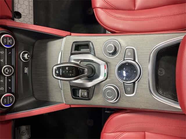 Thumbnail: 2021 Alfa Romeo Stelvio - 30