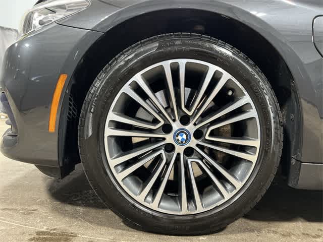 Thumbnail: 2018 BMW 5 Series - 19