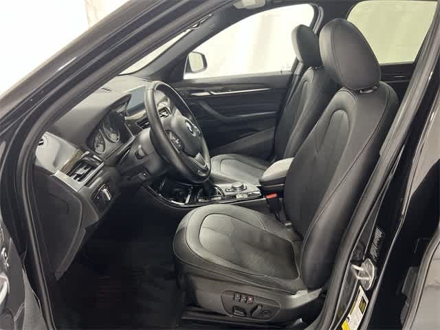 Thumbnail: 2016 BMW X1 - 10