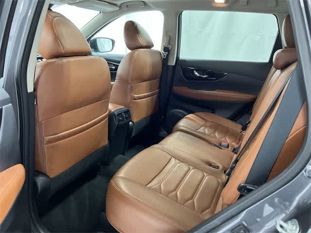 Thumbnail: 2017 Nissan Rogue - 24