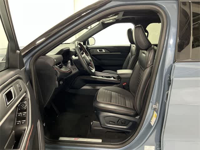 Thumbnail: 2025 Ford Explorer - 10