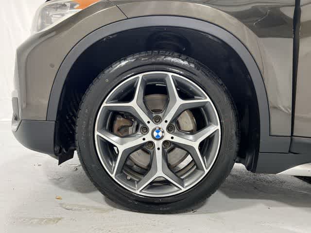 Thumbnail: 2017 BMW X1 - 18