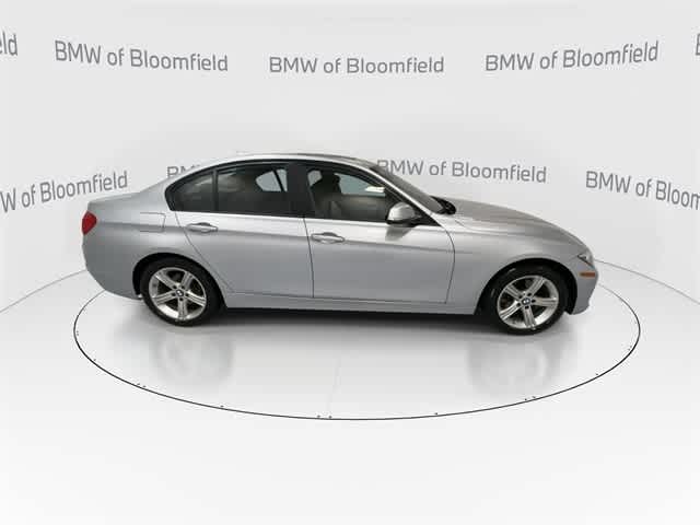 Thumbnail: 2015 BMW 3 Series - 9