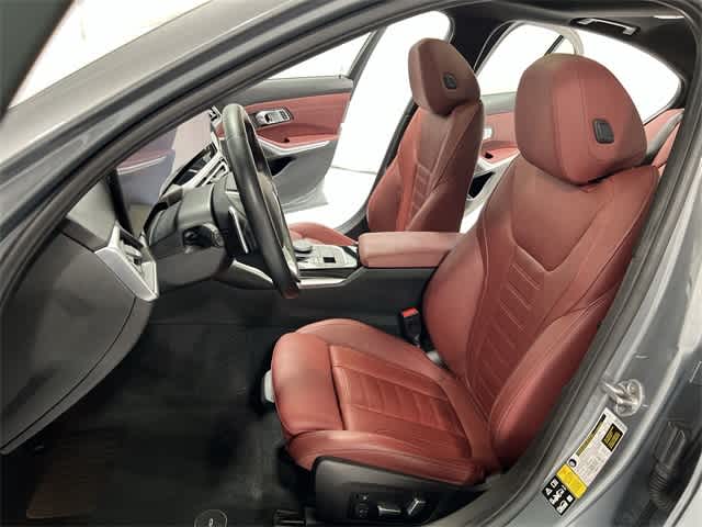Thumbnail: 2023 BMW 3 Series - 21
