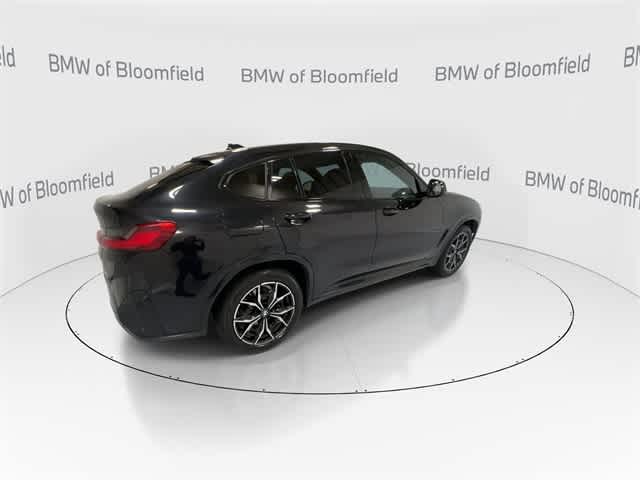 Thumbnail: 2023 BMW X4 - 8