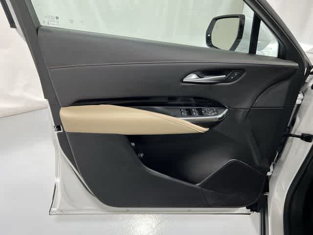Thumbnail: 2024 Cadillac XT4 - 34