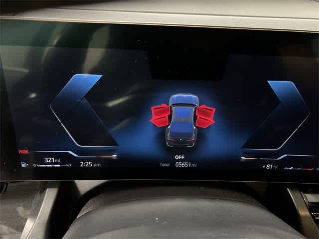 Thumbnail: 2025 BMW 5 Series - 31