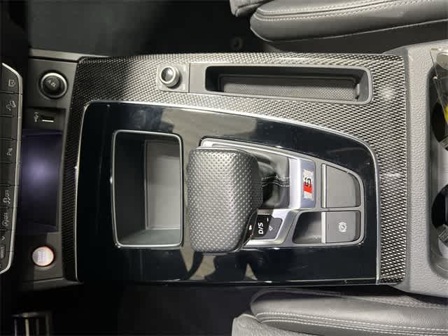 Thumbnail: 2022 Audi SQ5 - 29