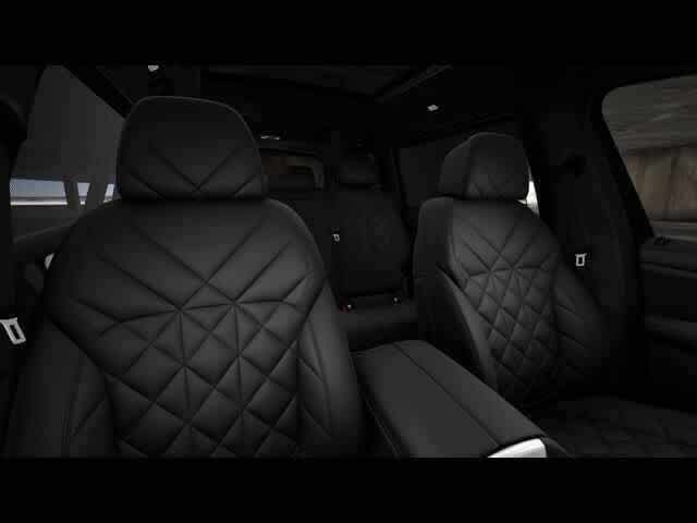 Thumbnail: 2025 BMW X7 - 12