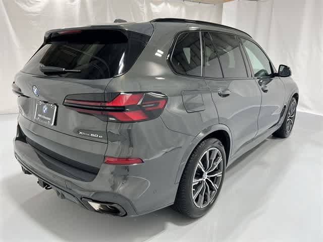 Thumbnail: 2026 BMW X5 - 14