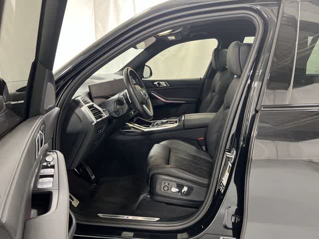 Thumbnail: 2024 BMW X7 - 10