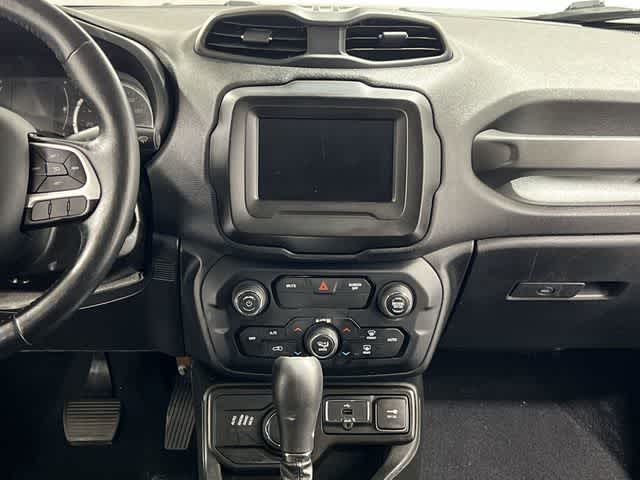 Thumbnail: 2020 Jeep Renegade - 27