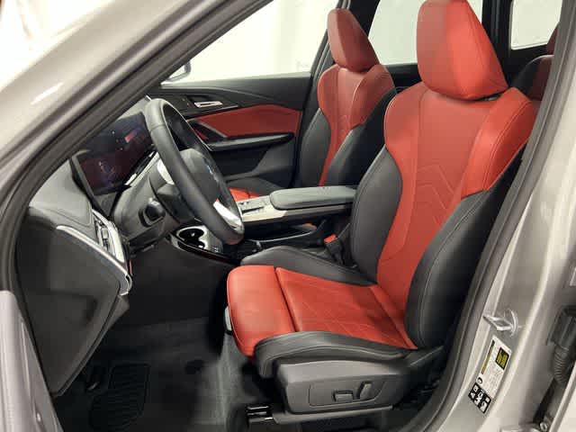 Thumbnail: 2025 BMW X1 - 21