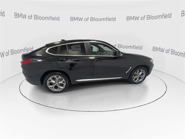 Thumbnail: 2025 BMW X4 - 8